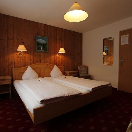 Hotel Restaurant Hemmi クルヴァルデン エクステリア 写真